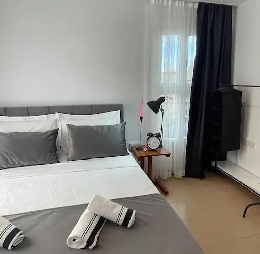 Semesterbostad Garden